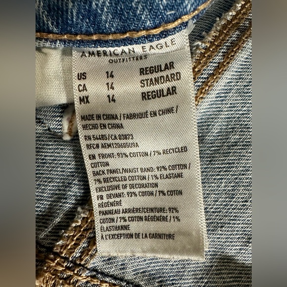 AMERICAN EAGLE highest rise ripped baggy straight jeans size 14 distressed - Picture 13 of 16